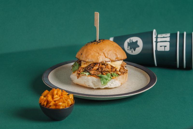 BBQ Pulled Chicken Burger
